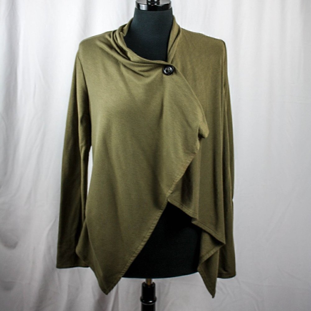 Cable & Gauge Asymmetrical Cardigan Top Ar…